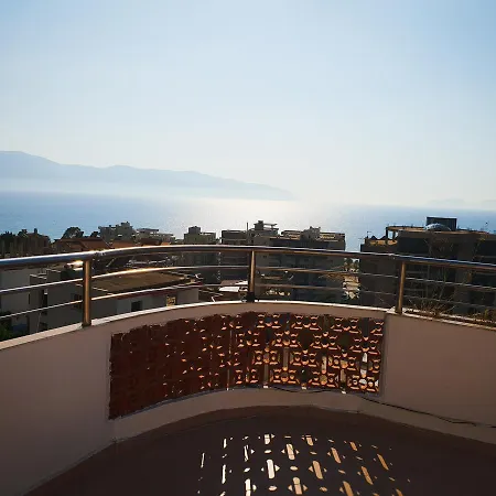 아파트 Lux Vlorë