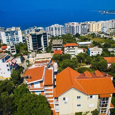 Lux Appartement Vlorë